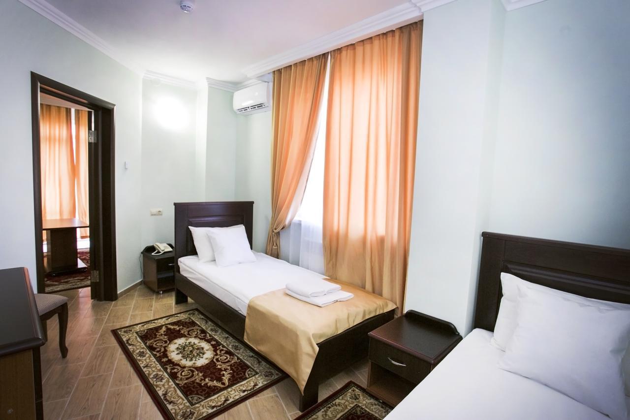 Hotel Acra Sohum Dış mekan fotoğraf