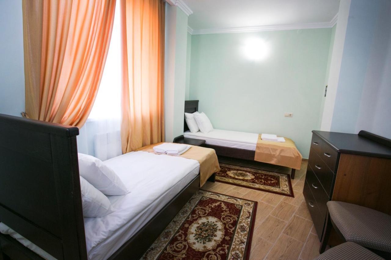 Hotel Acra Sohum Dış mekan fotoğraf