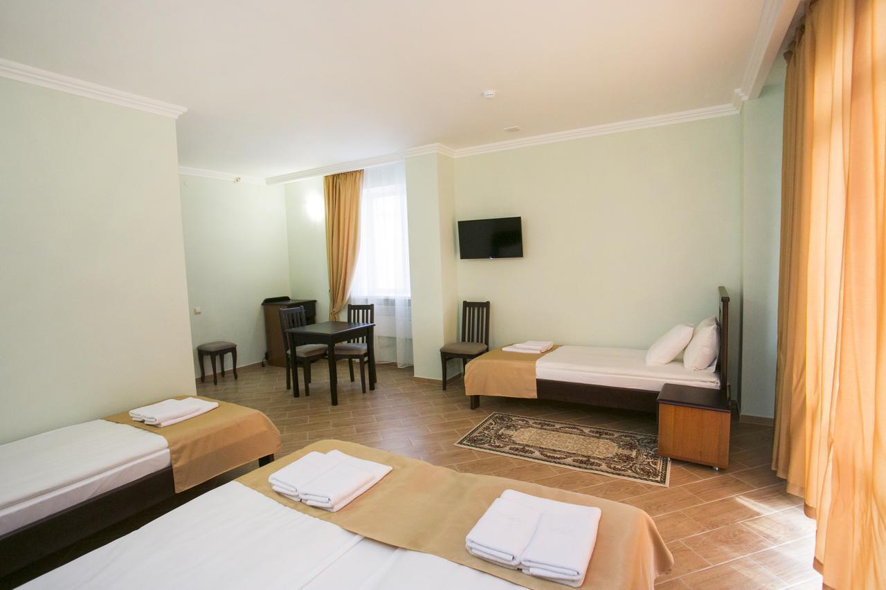 Hotel Acra Sohum Dış mekan fotoğraf