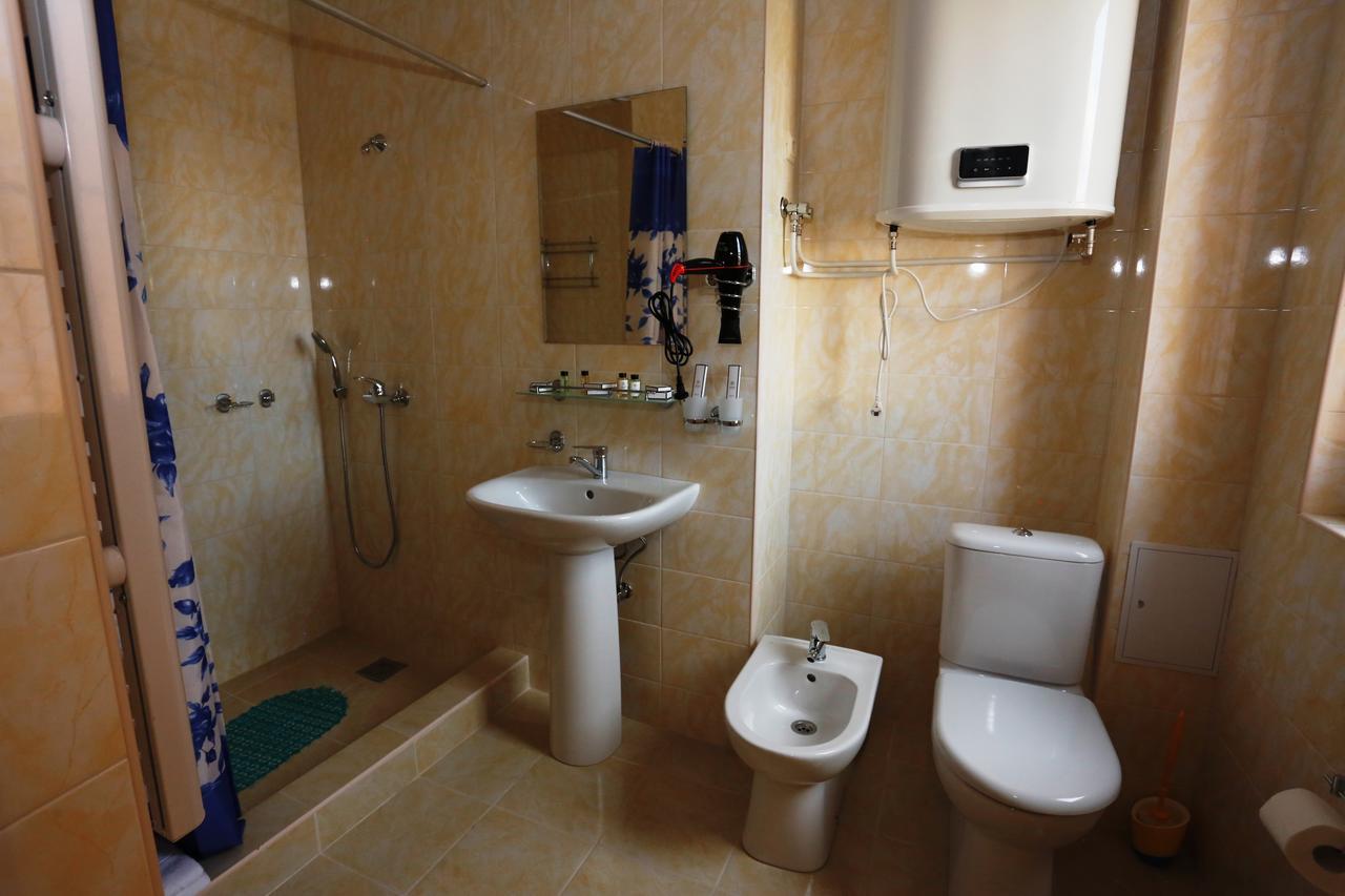 Hotel Acra Sohum Dış mekan fotoğraf