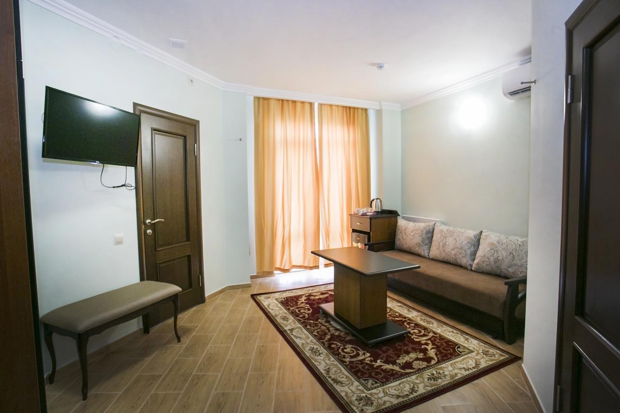 Hotel Acra Sohum Dış mekan fotoğraf