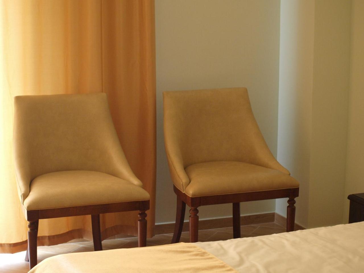 Hotel Acra Sohum Dış mekan fotoğraf