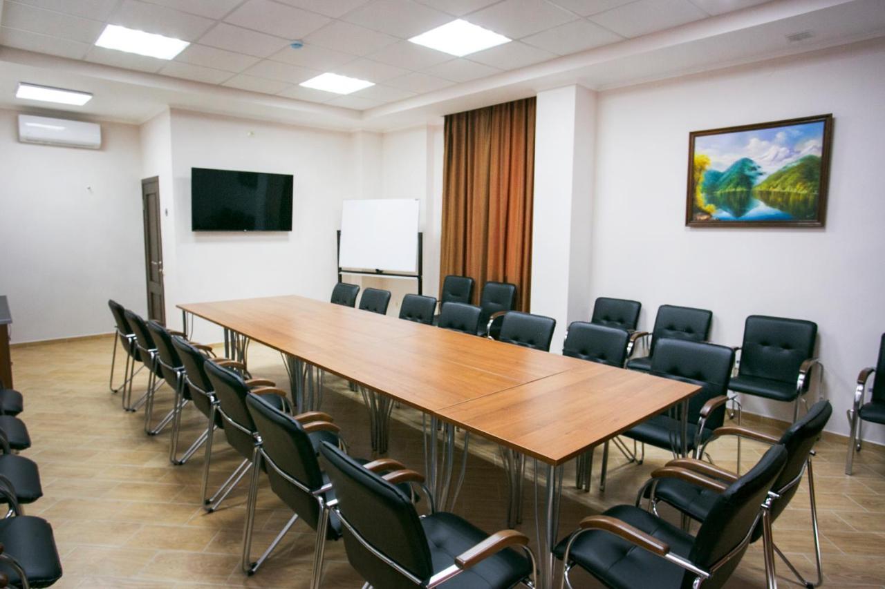 Hotel Acra Sohum Dış mekan fotoğraf